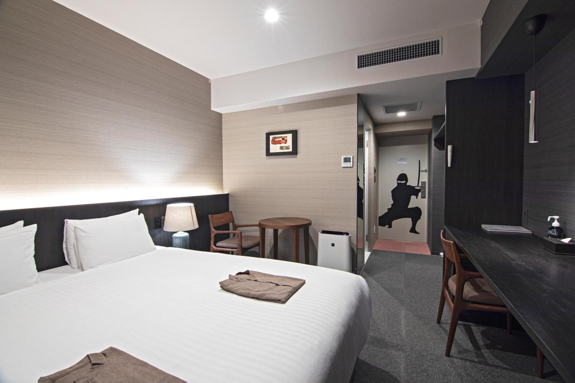 Ninja Black 3* Kyōto